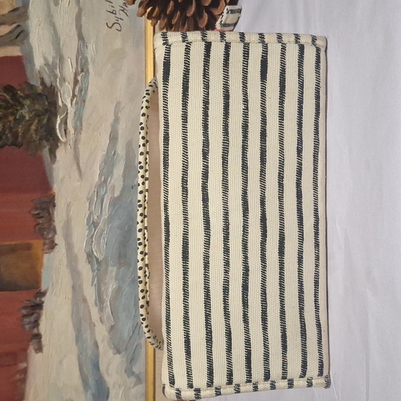 PRIMROSE HILL LONDON - Picture 6 of 10